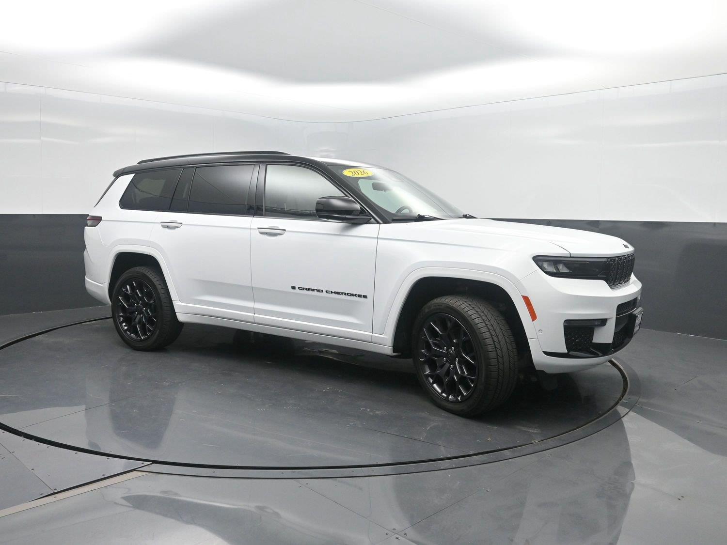 Used 2025 Bright White Clearcoat Jeep Summit Reserve image 5