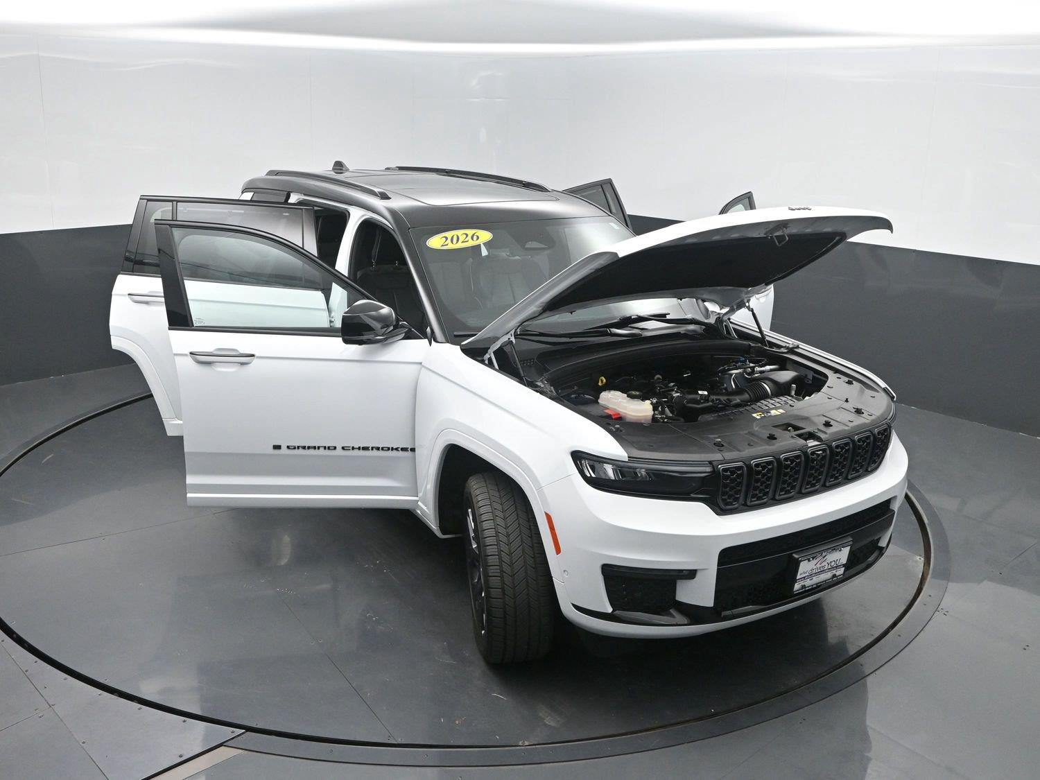 Used 2025 Bright White Clearcoat Jeep Summit Reserve image 51