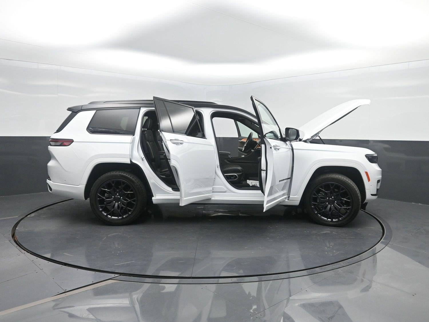 Used 2025 Bright White Clearcoat Jeep Summit Reserve image 53