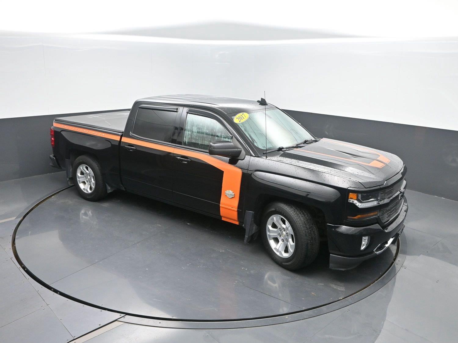 Used 2017 Black Chevrolet LT image 36