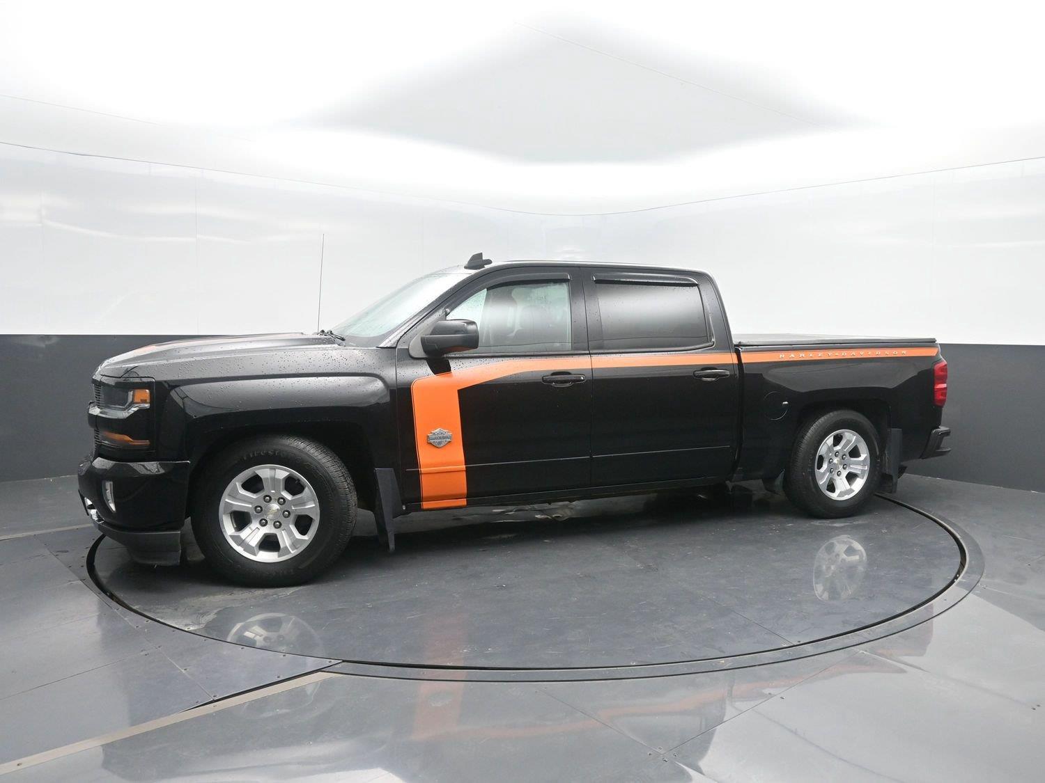 Used 2017 Black Chevrolet LT image 38