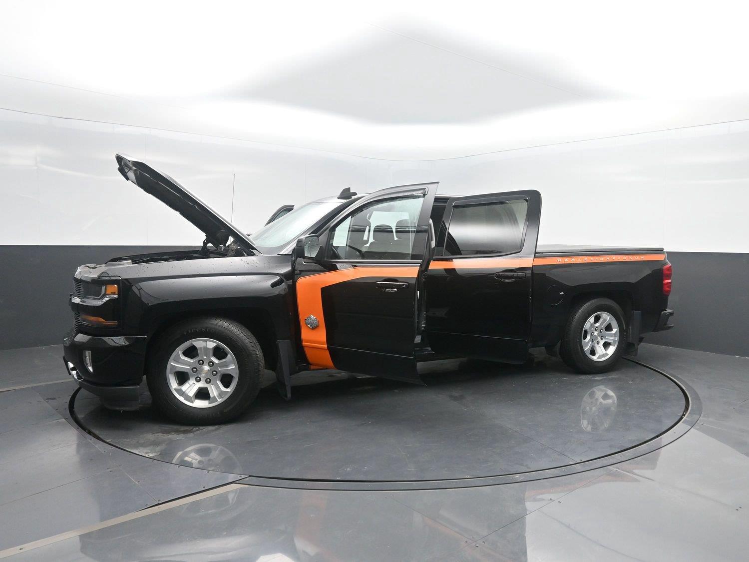 Used 2017 Black Chevrolet LT image 45