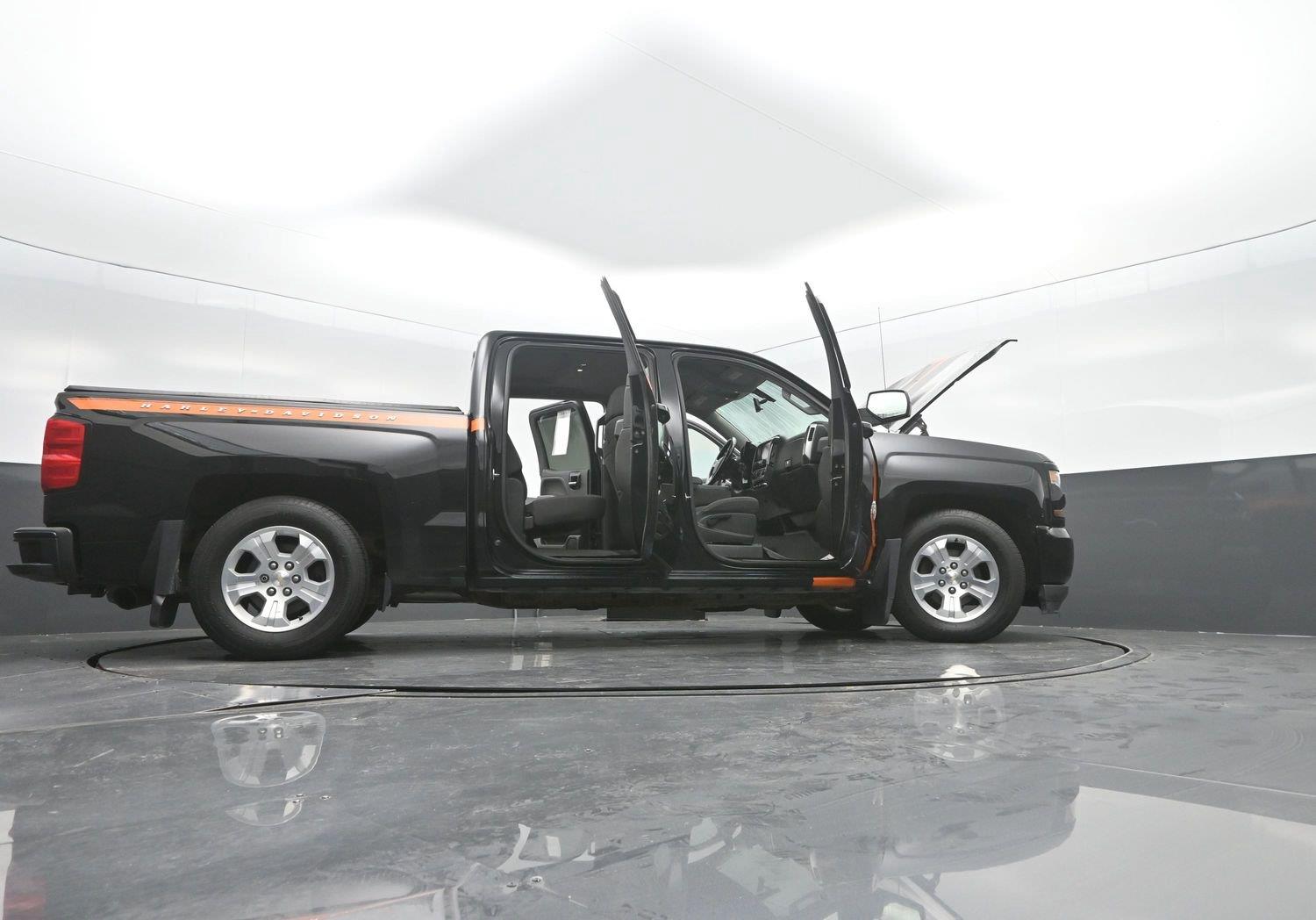 Used 2017 Black Chevrolet LT image 48