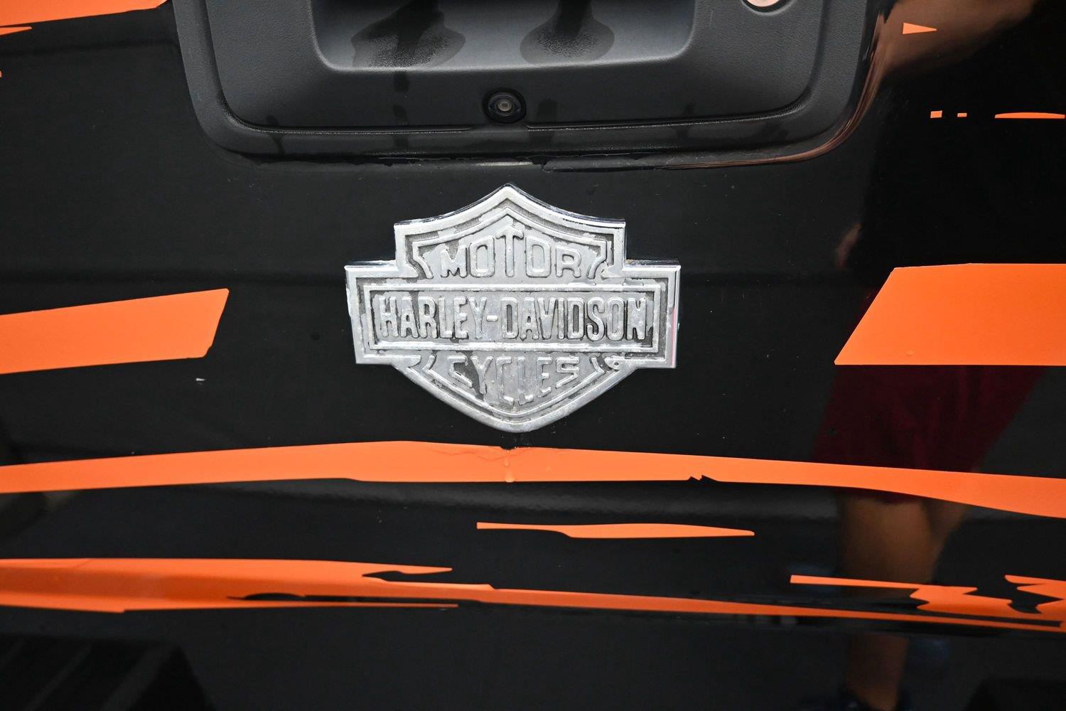 Used 2017 Black Chevrolet LT image 13