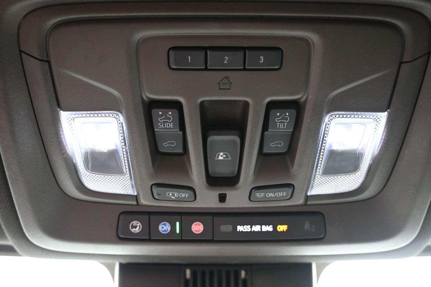 Used 2023 WHITE CHEVROLET  image 39
