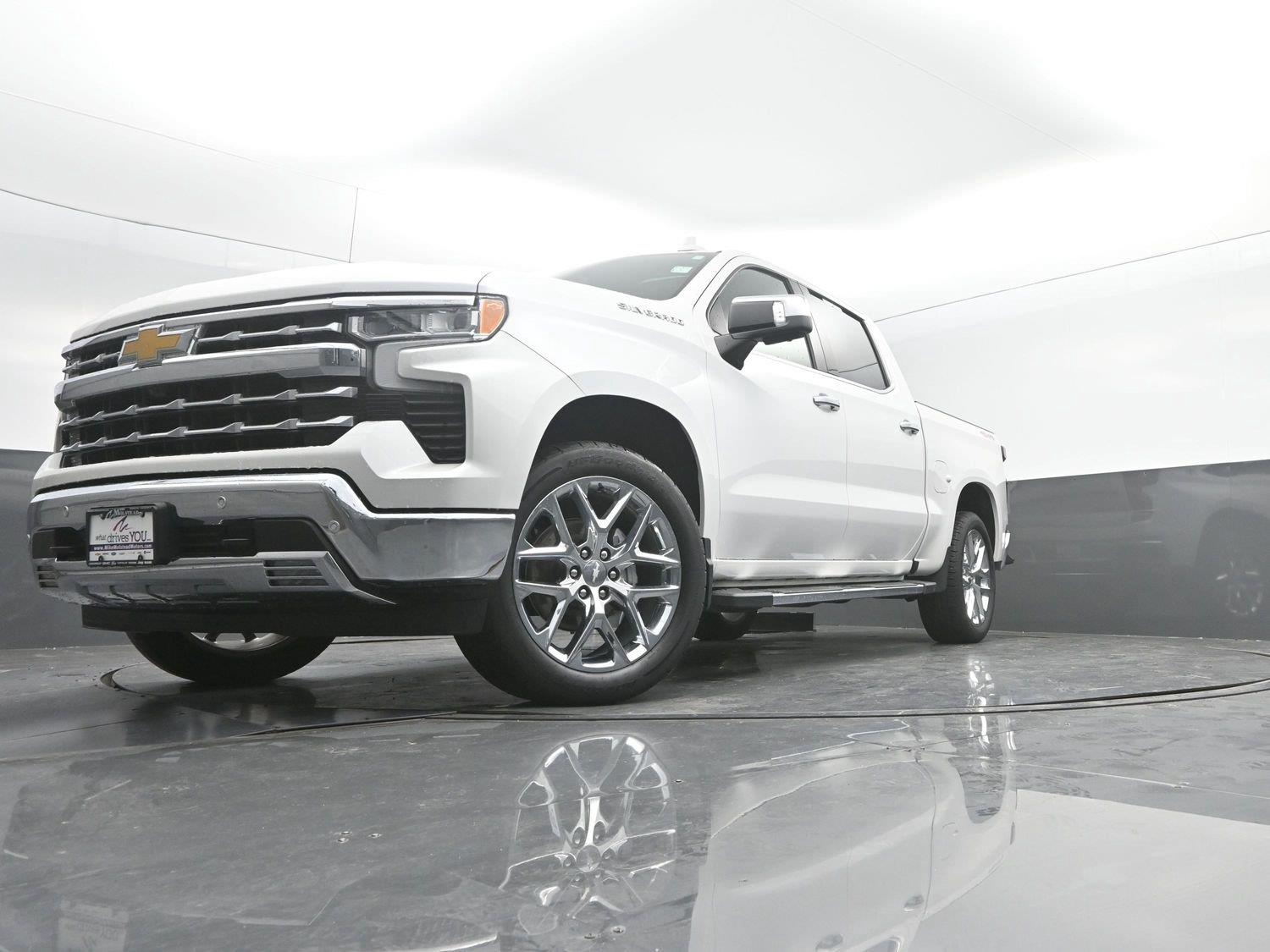 Used 2023 WHITE CHEVROLET  image 51