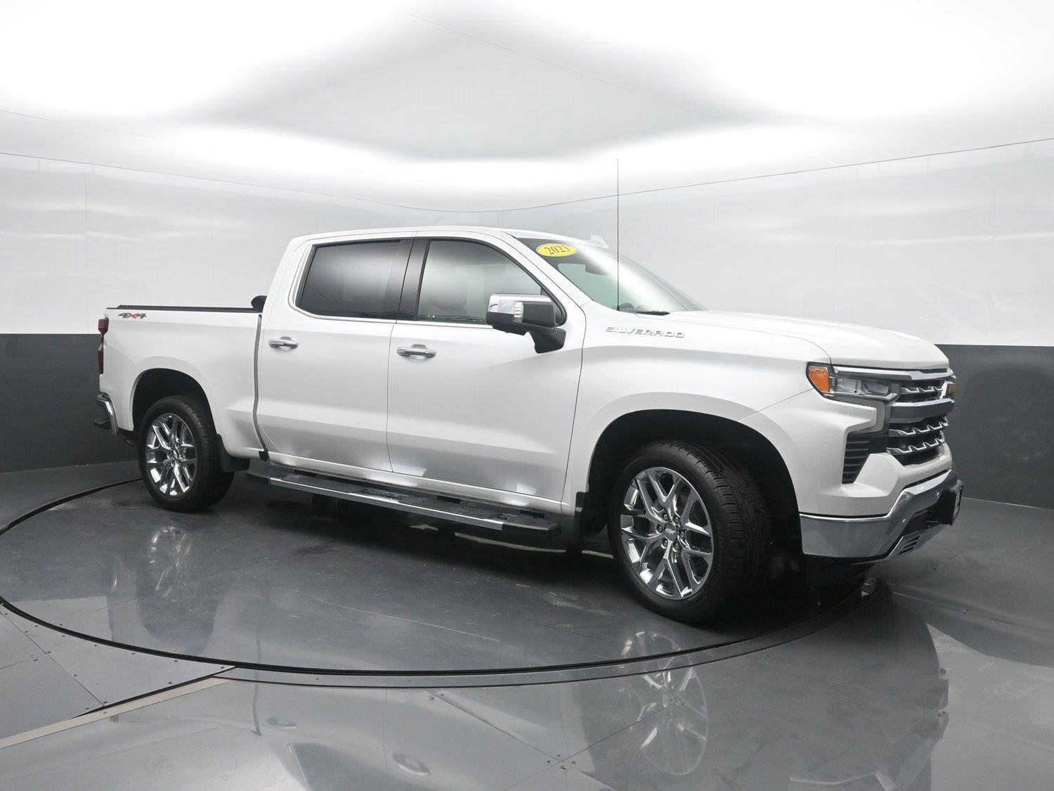 Used 2023 WHITE CHEVROLET  image 5