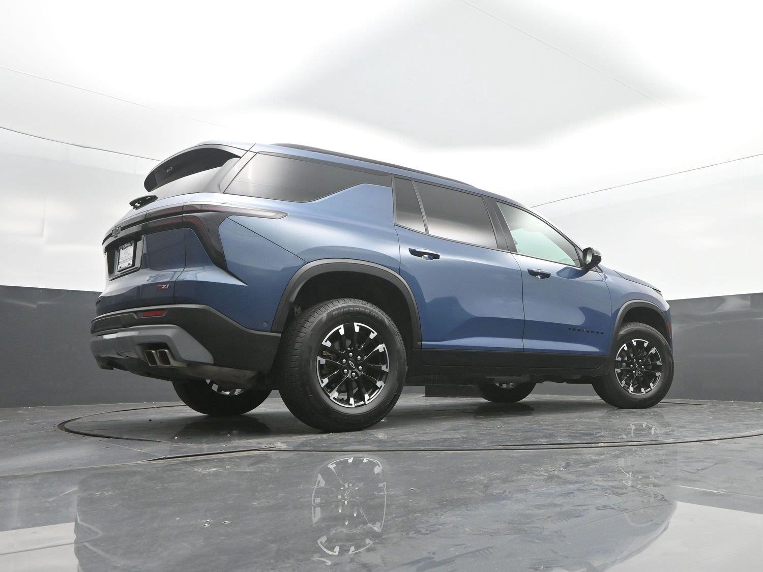 Used 2024 Lakeshore Blue Metallic Chevrolet AWD Z71 image 36
