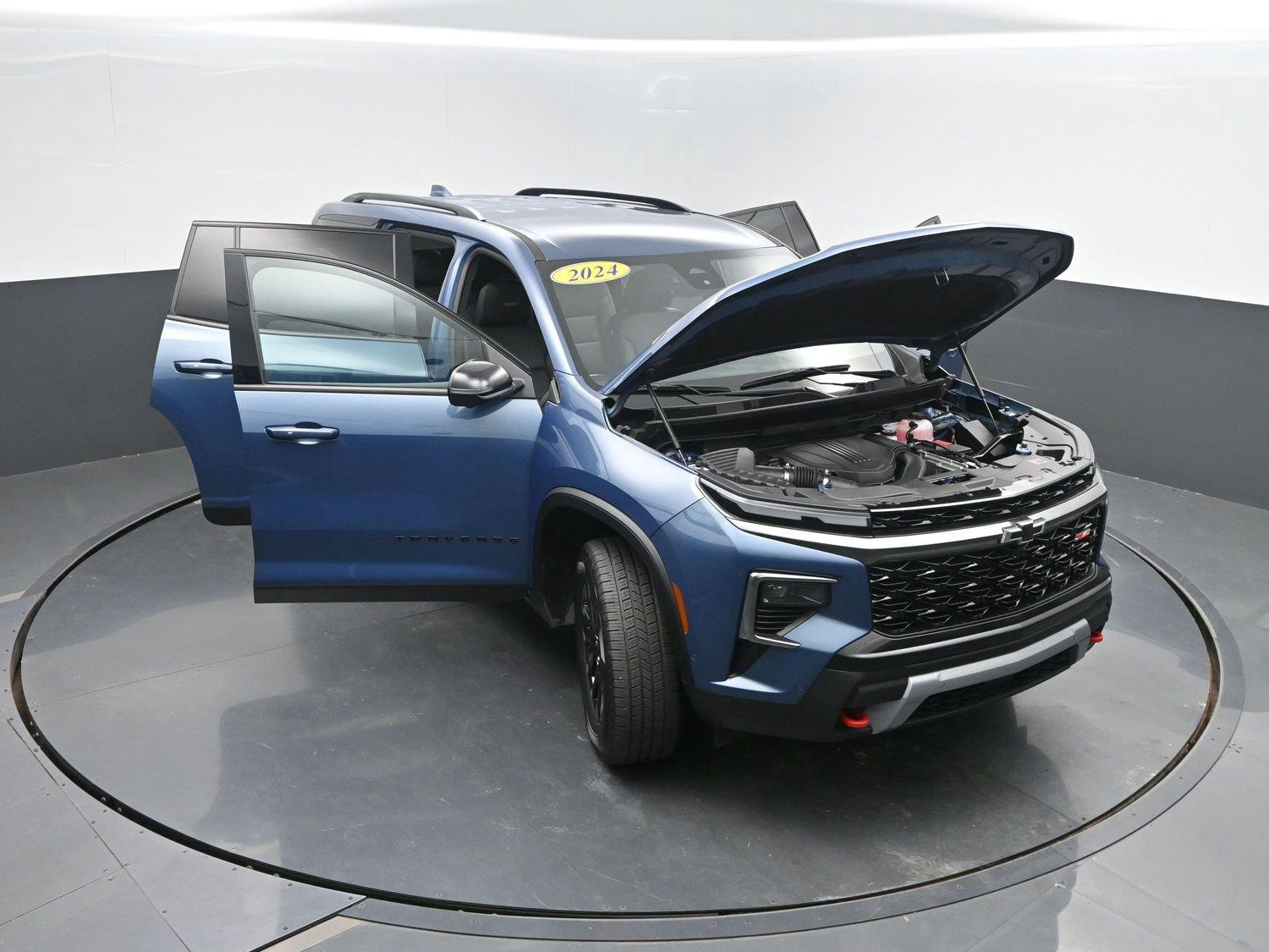 Used 2024 Lakeshore Blue Metallic Chevrolet AWD Z71 image 46