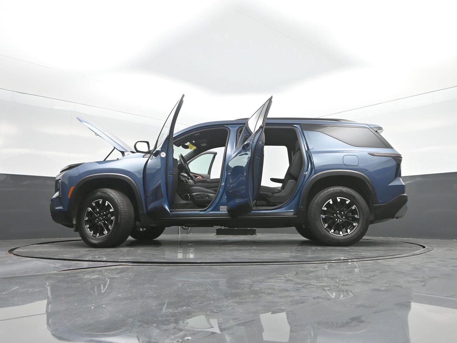 Used 2024 Lakeshore Blue Metallic Chevrolet AWD Z71 image 51