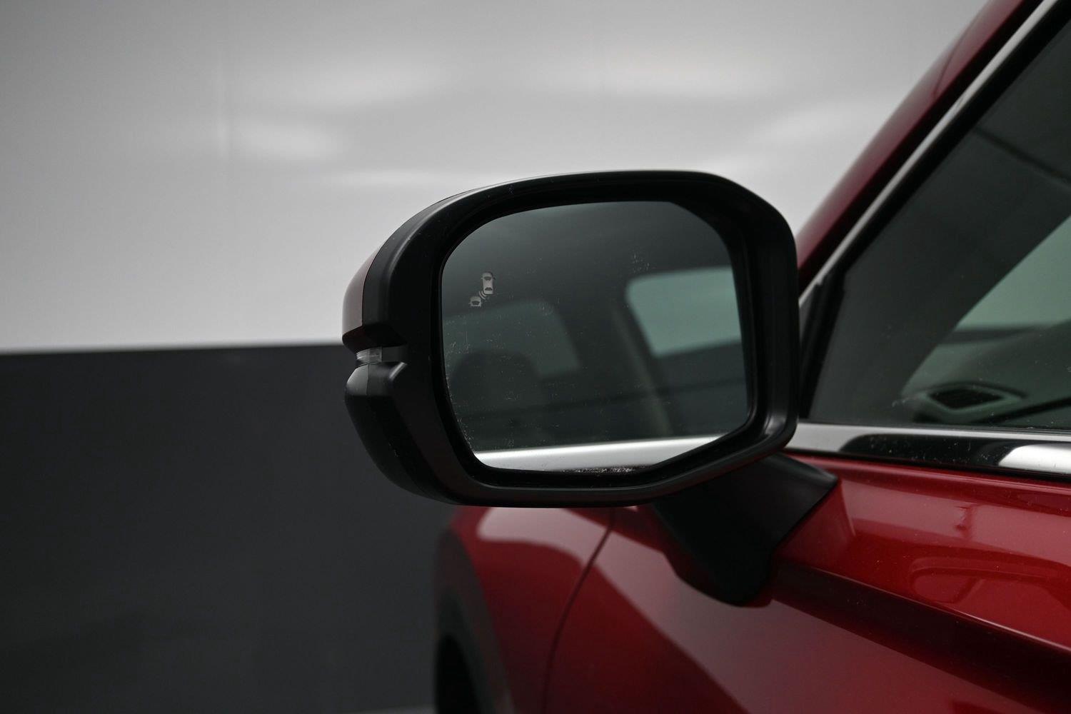 Used 2026 Radiant Red Metallic Honda EX-L image 16