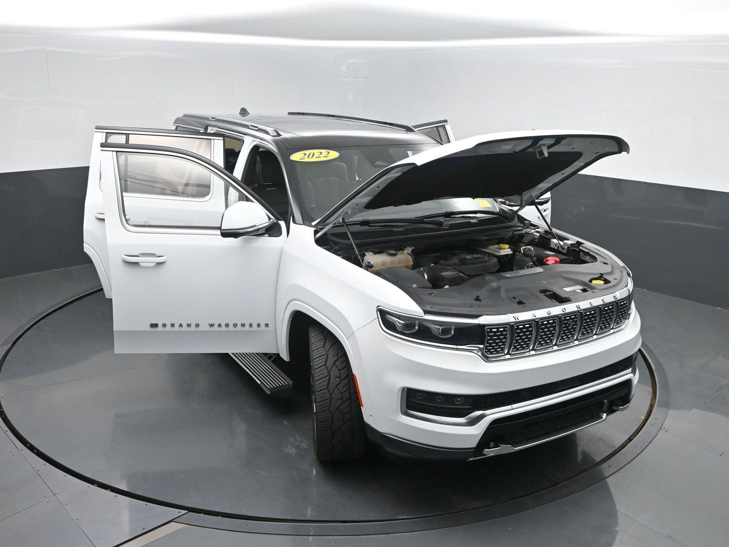 Used 2022 Bright White Clearcoat Jeep Series III image 48