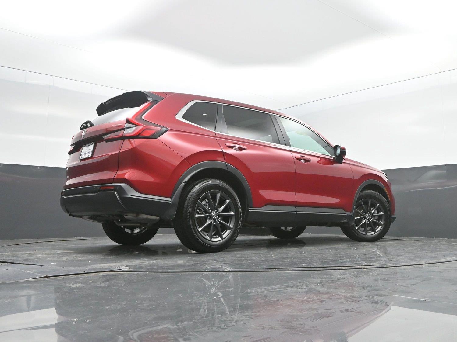 Used 2026 Radiant Red Metallic Honda EX-L image 33