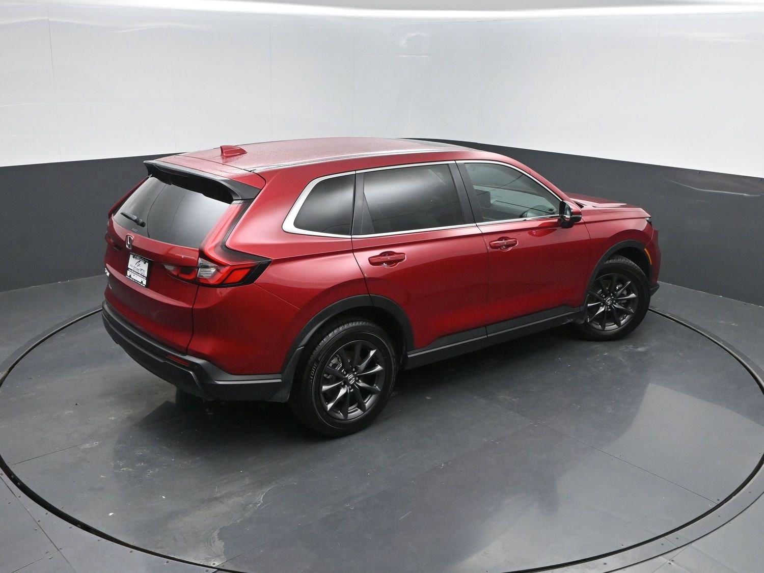 Used 2026 Radiant Red Metallic Honda EX-L image 37