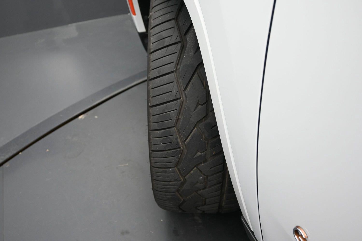 Used 2022 Bright White Clearcoat Jeep Series III image 5