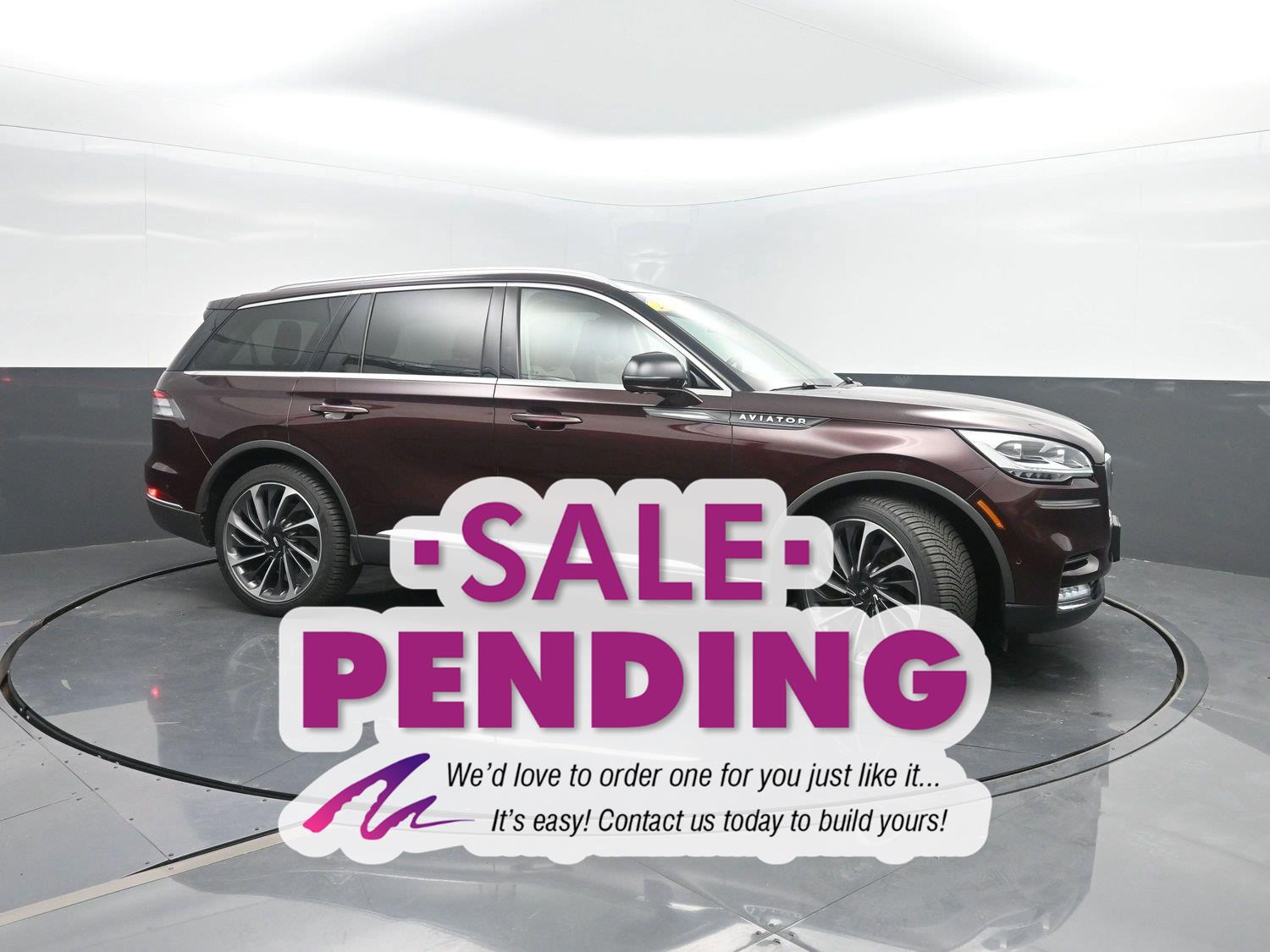 Used 2020 Burgundy Velvet Metallic Tinted Clearcoat Lincoln Reserve image 3