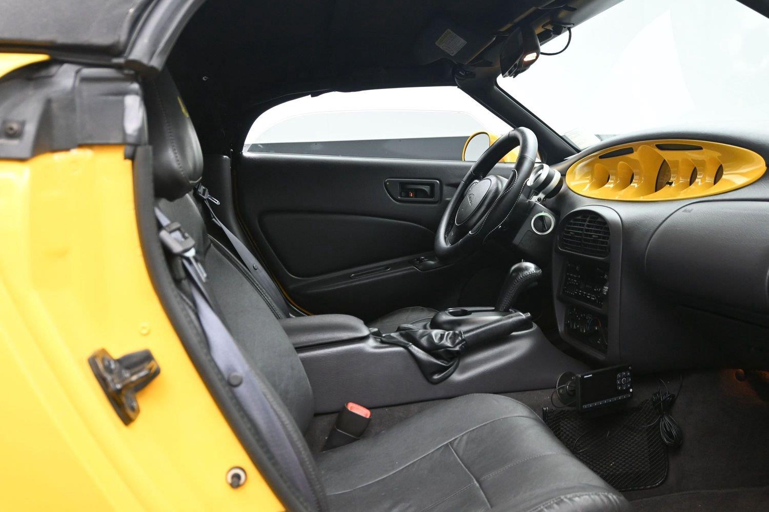 Used 1999  Plymouth  image 9