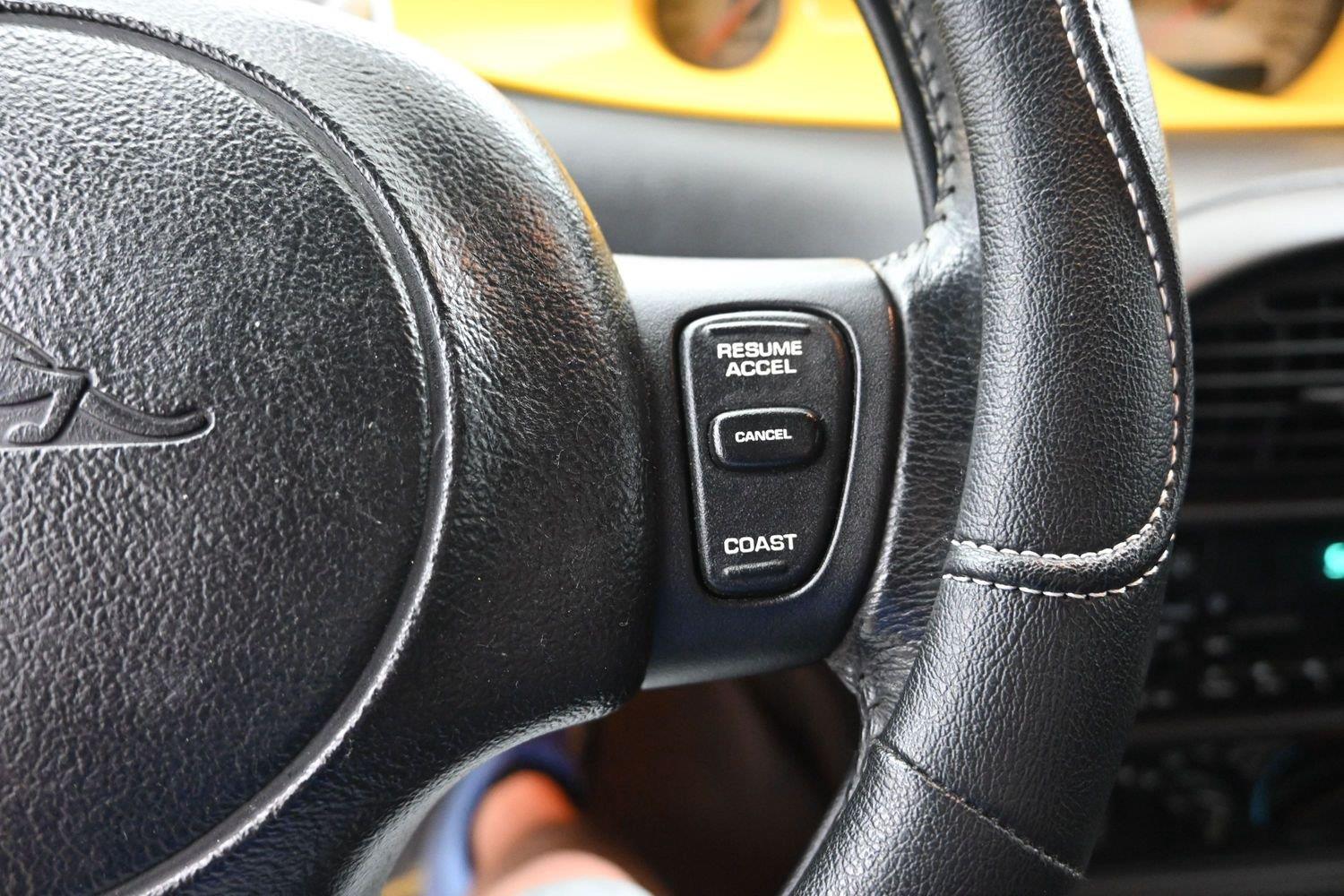 Used 1999  Plymouth  image 16