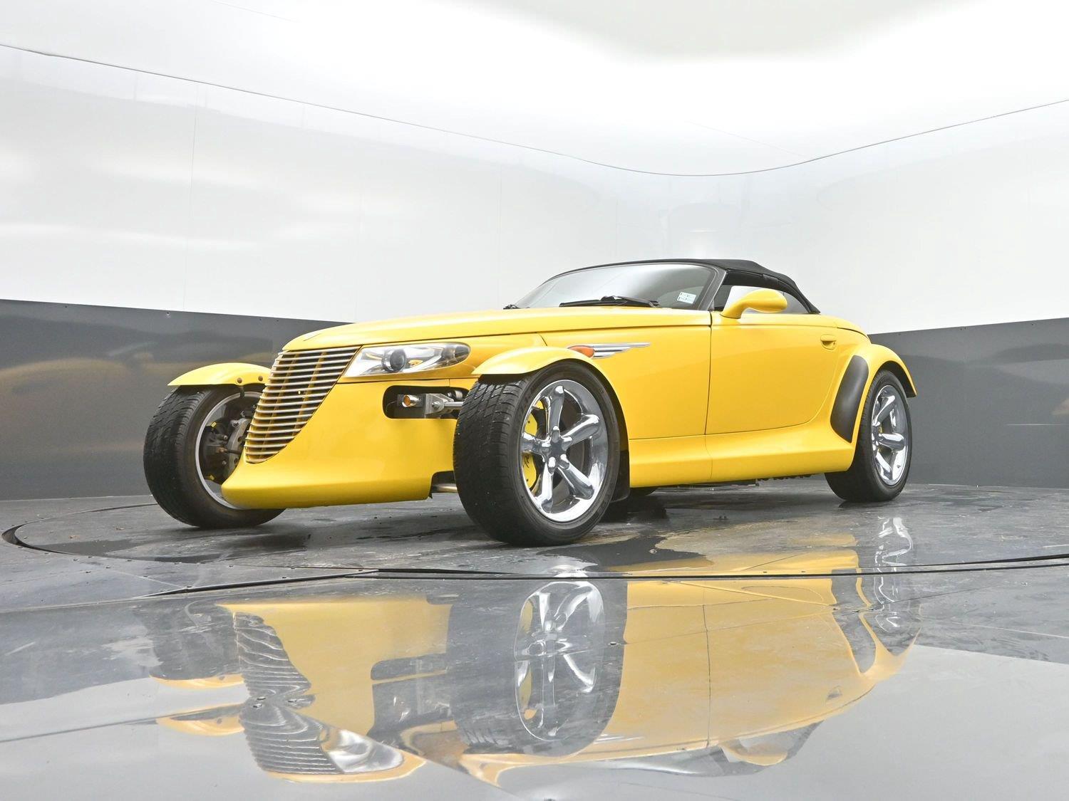 Used 1999  Plymouth  image 33