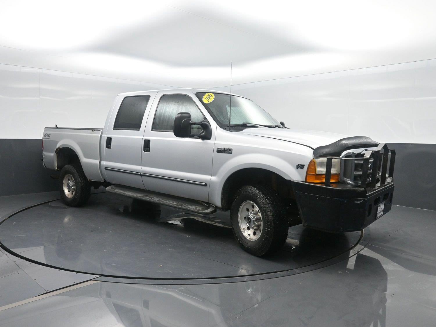 Used 2000  Ford Lariat image 4