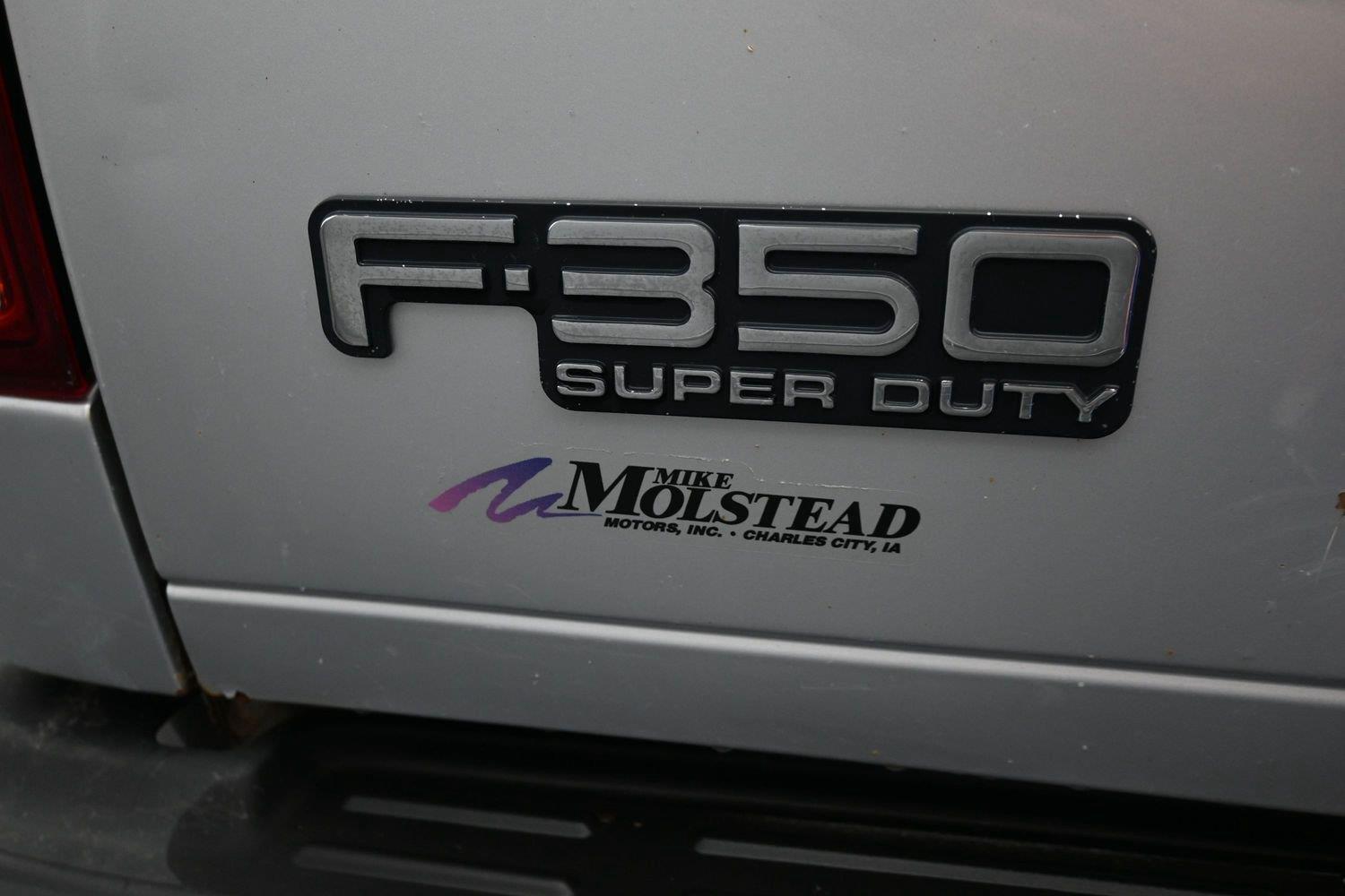Used 2000  Ford Lariat image 16