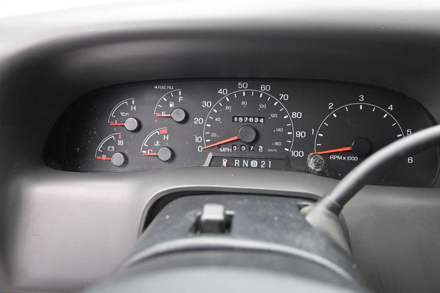 Used 2000  Ford Lariat image 23