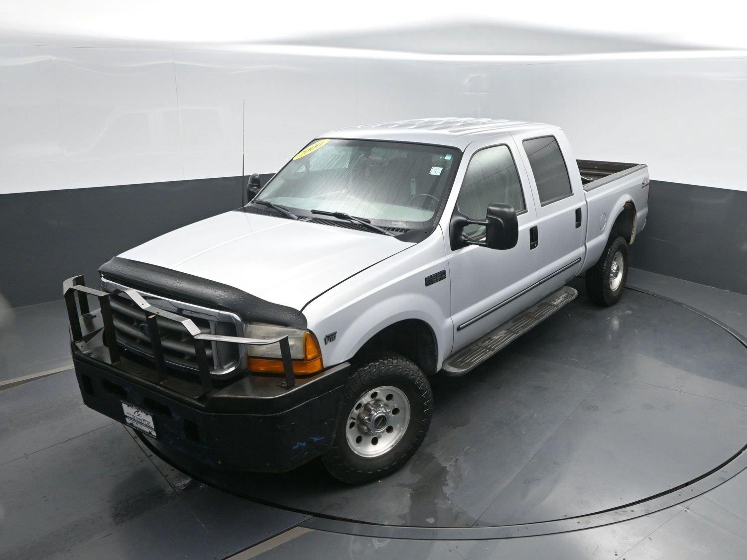 Used 2000  Ford Lariat image 29