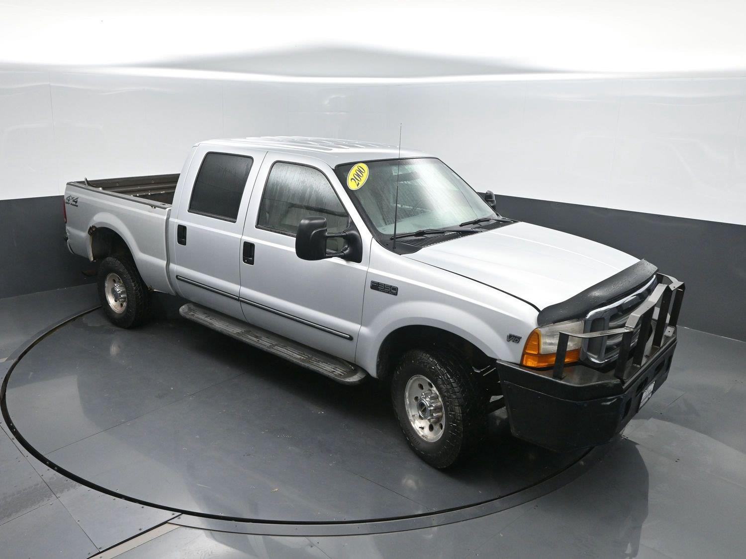 Used 2000  Ford Lariat image 32