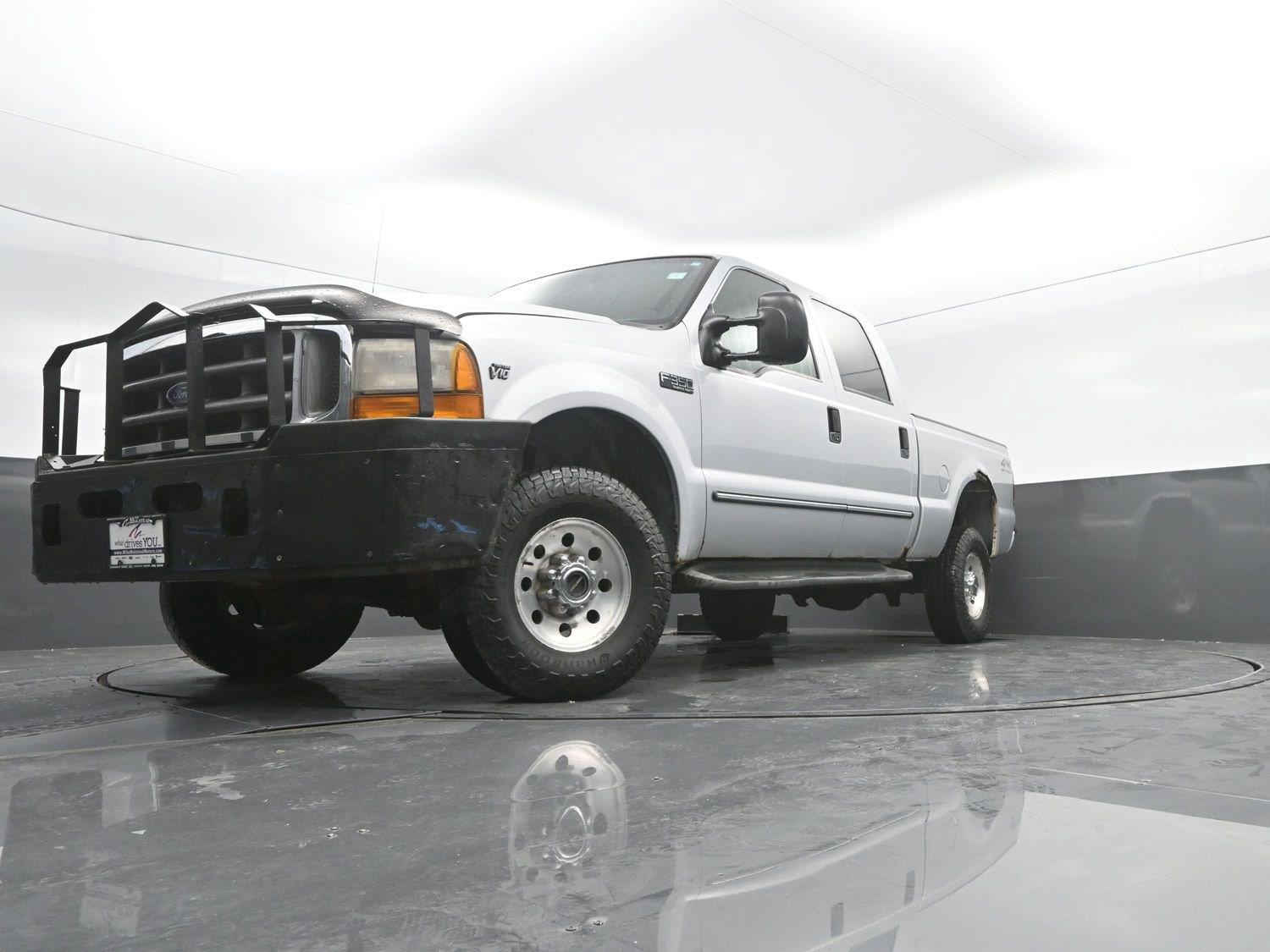 Used 2000  Ford Lariat image 37