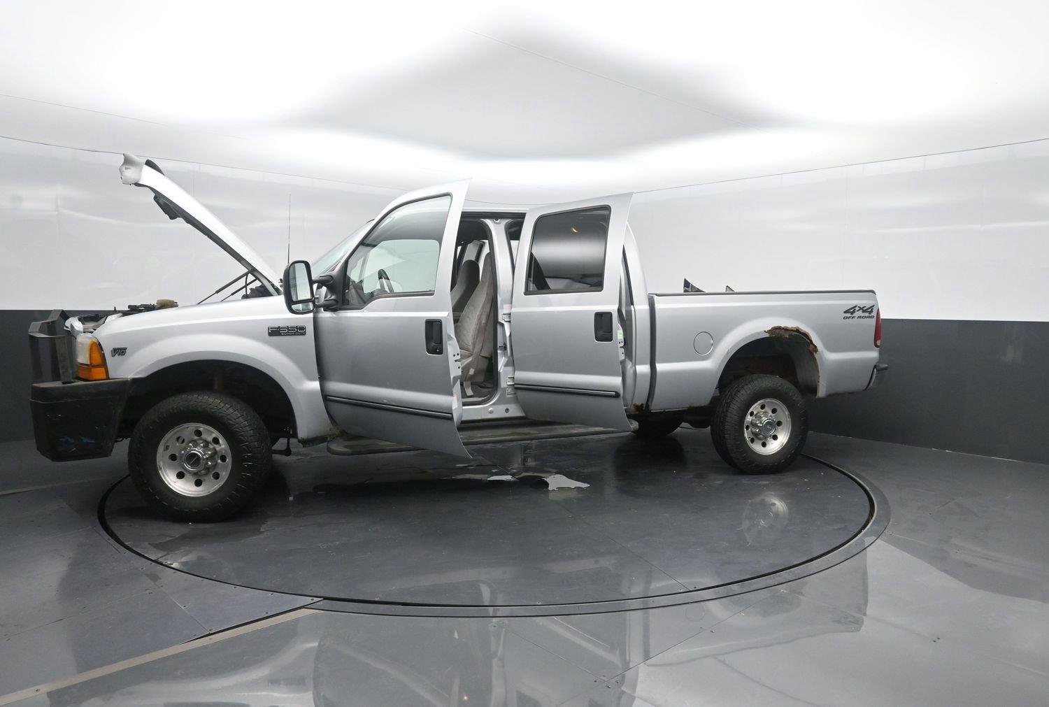 Used 2000  Ford Lariat image 41