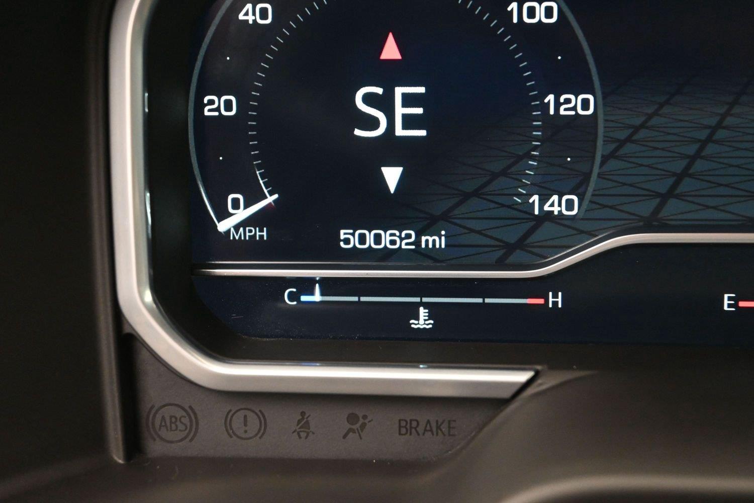 Used 2022 Summit White GMC Denali image 32