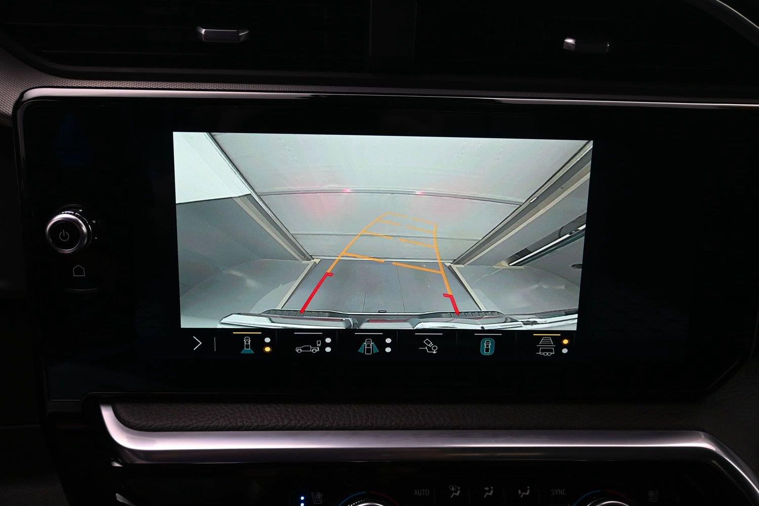 Used 2022 Summit White GMC Denali image 34