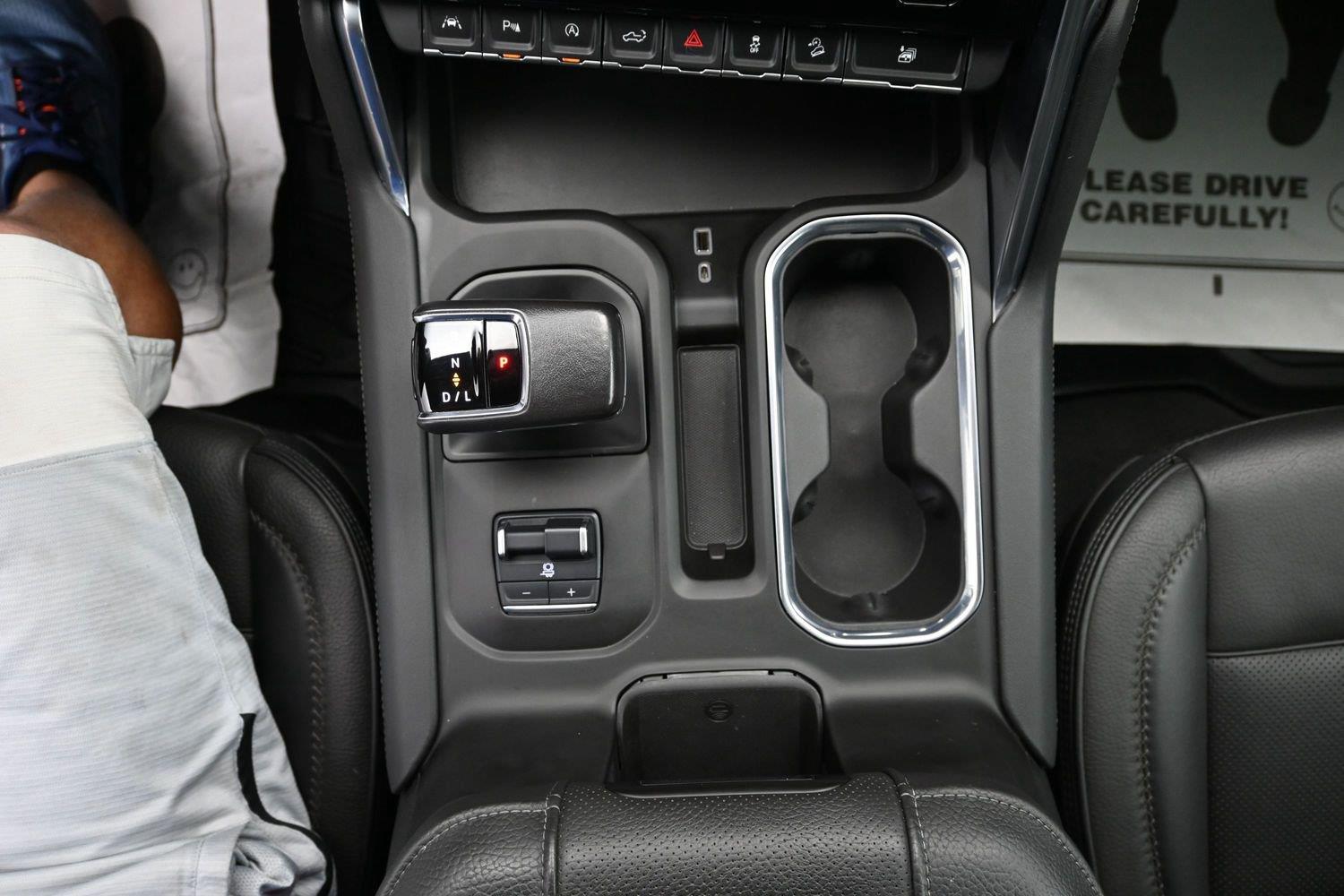 Used 2022 Summit White GMC Denali image 36