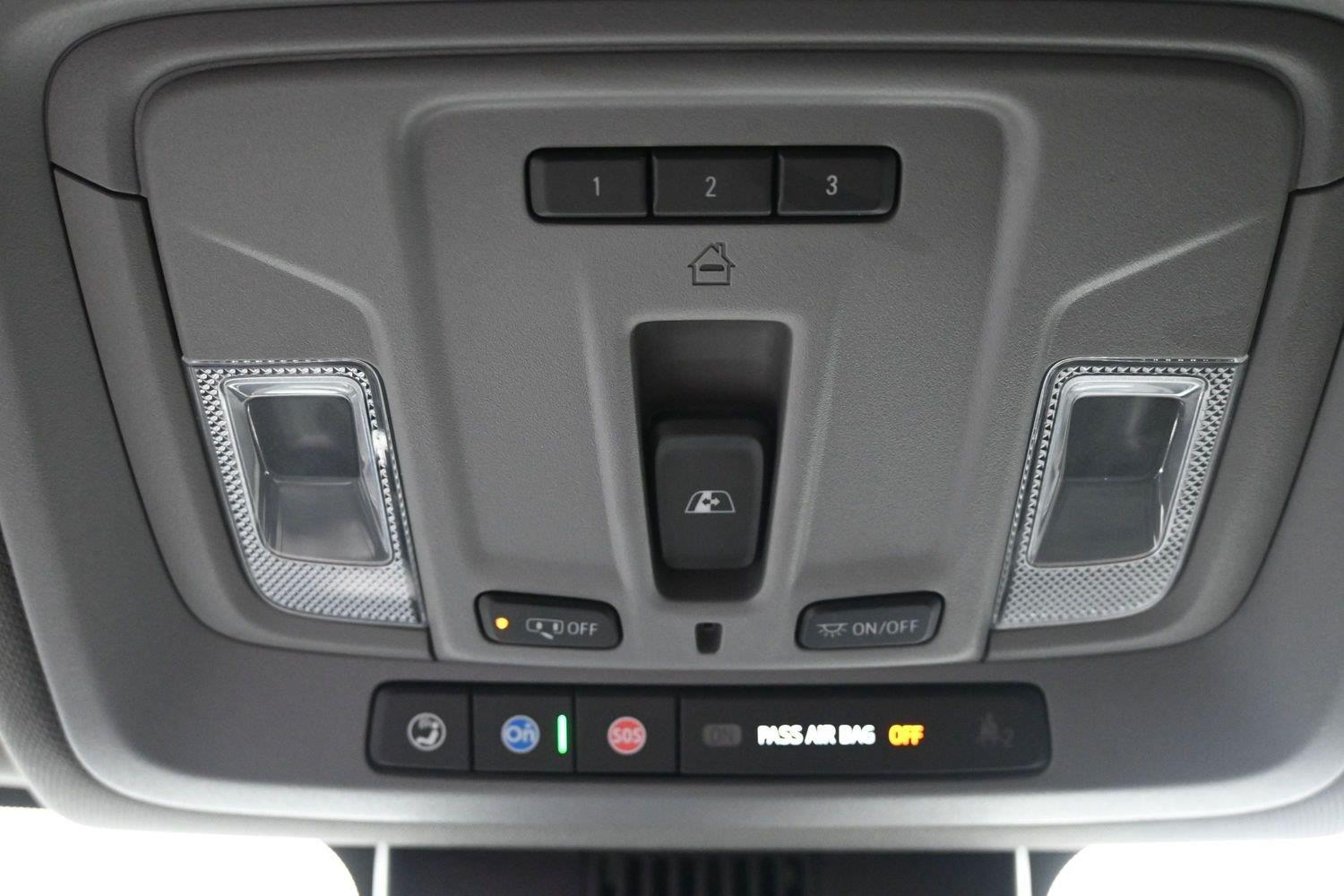 Used 2022 Summit White GMC Denali image 38