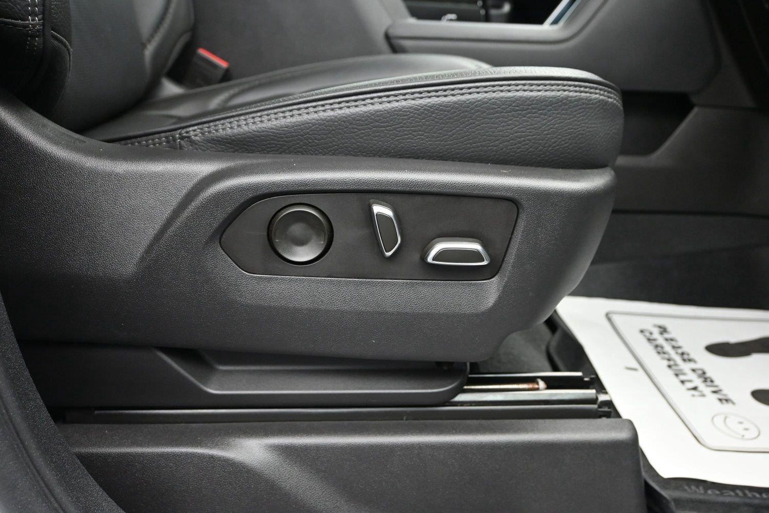 Used 2022 Summit White GMC Denali image 13