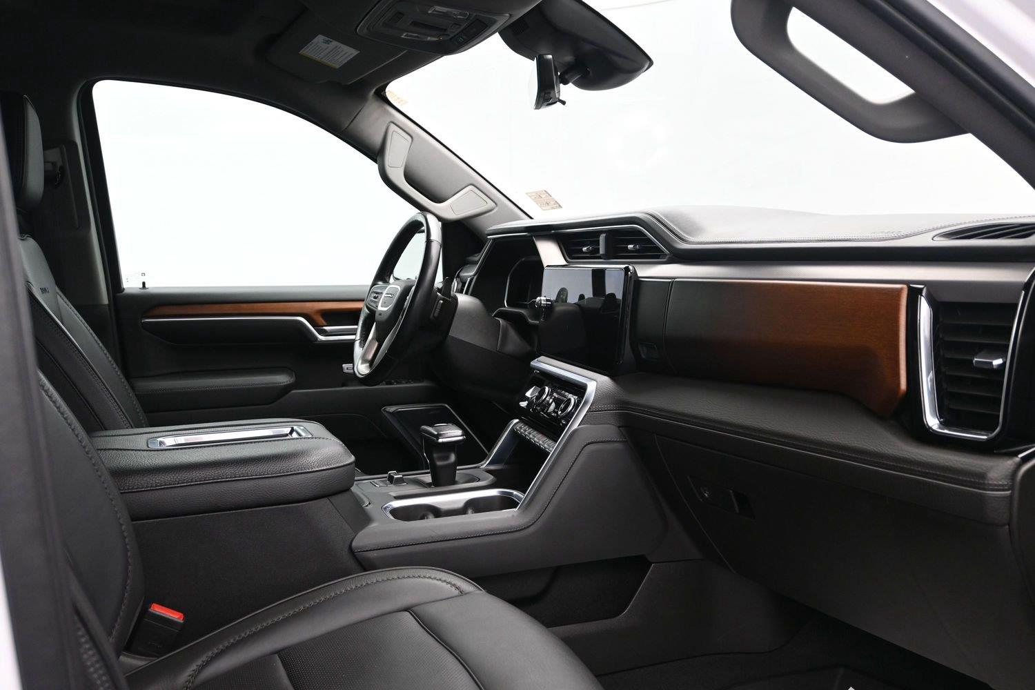 Used 2022 Summit White GMC Denali image 15