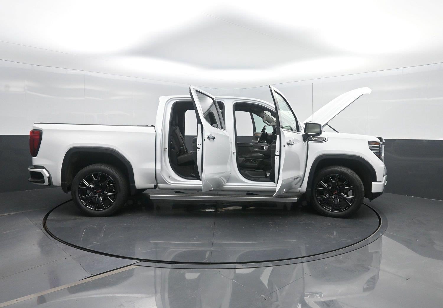 Used 2022 Summit White GMC Denali image 53
