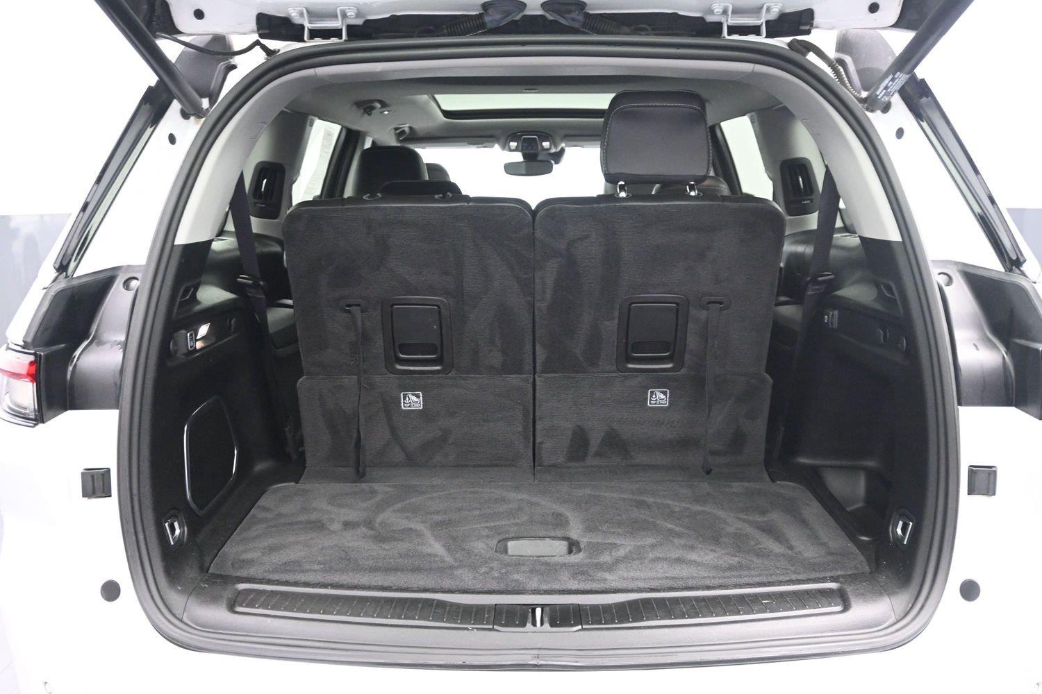 Used 2021 Bright White Clearcoat Jeep Limited image 19