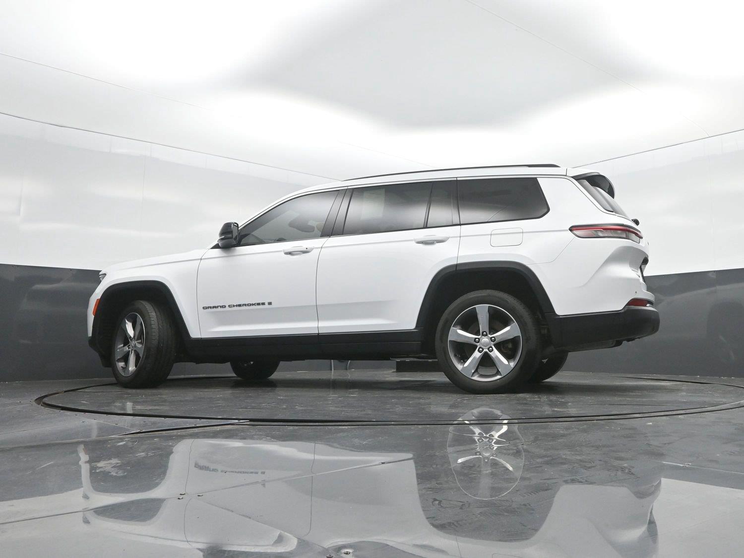 Used 2021 Bright White Clearcoat Jeep Limited image 36