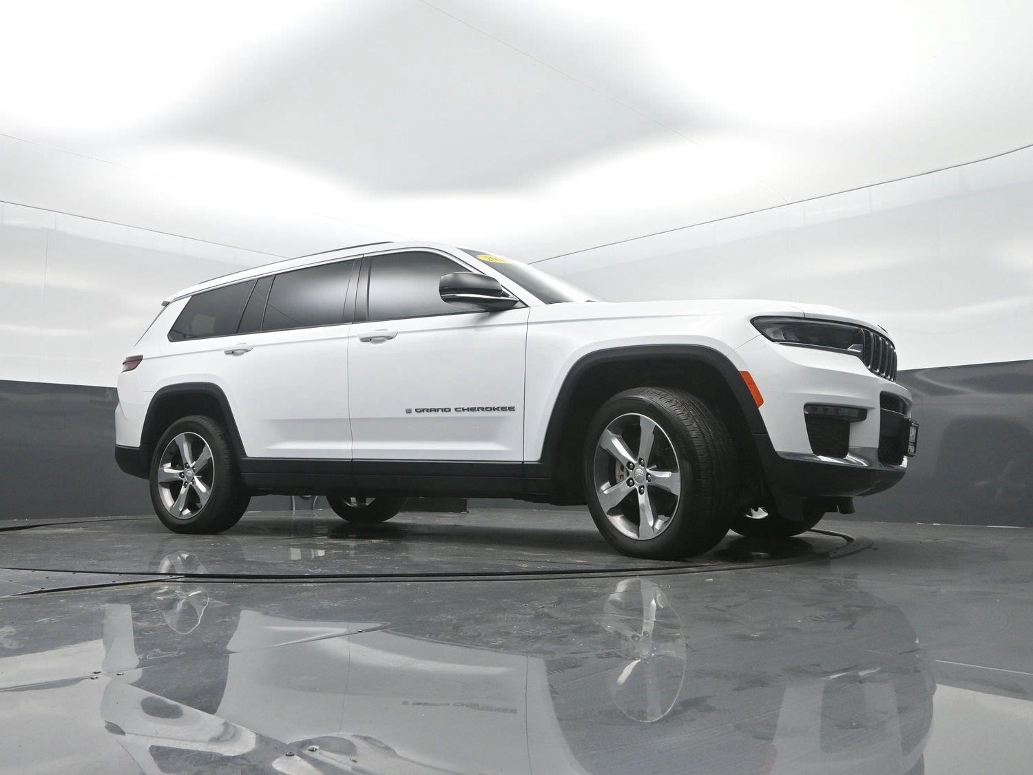 Used 2021 Bright White Clearcoat Jeep Limited image 38