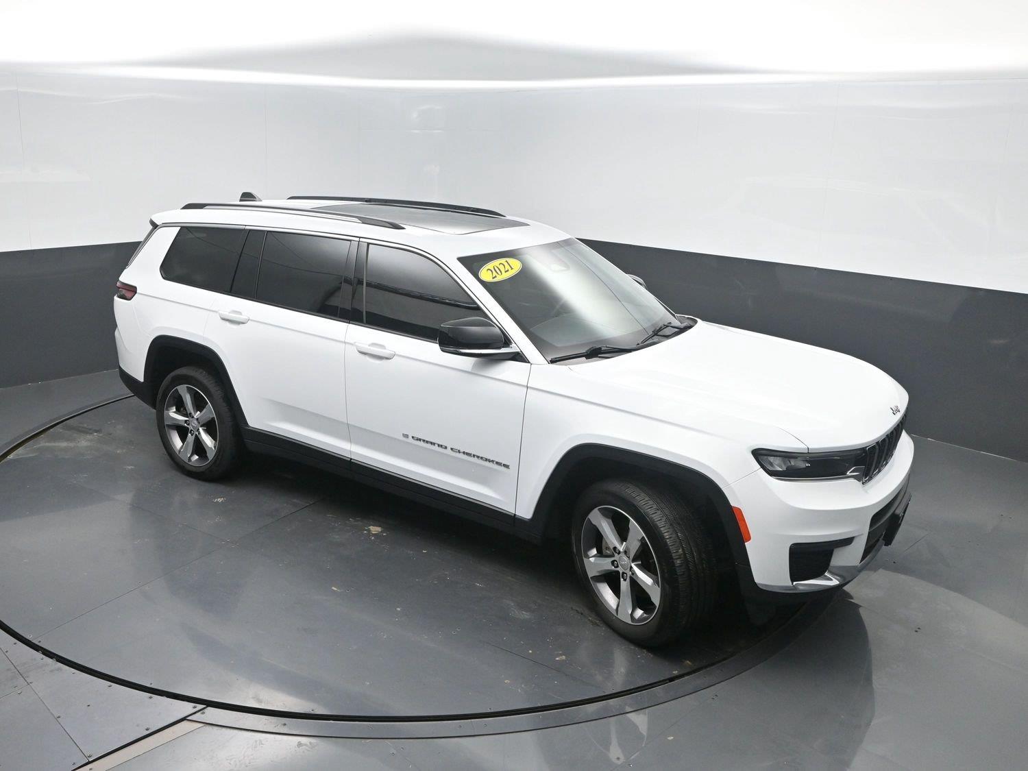 Used 2021 Bright White Clearcoat Jeep Limited image 42