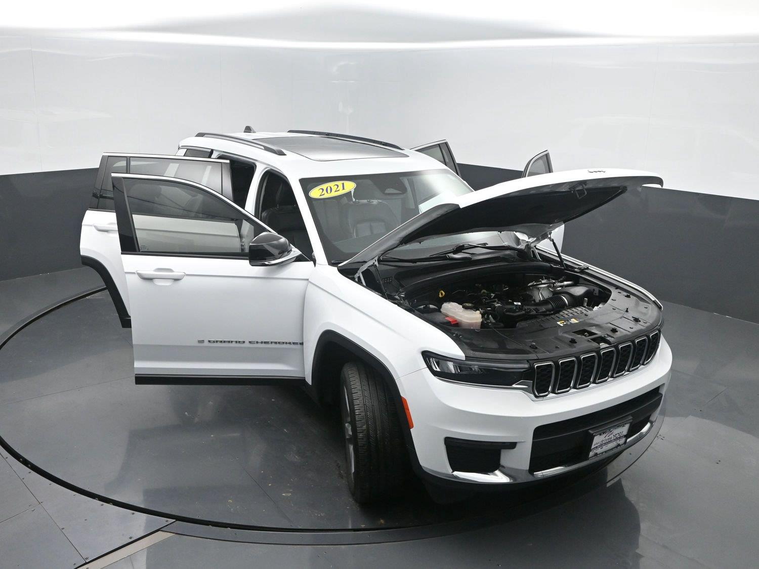 Used 2021 Bright White Clearcoat Jeep Limited image 47