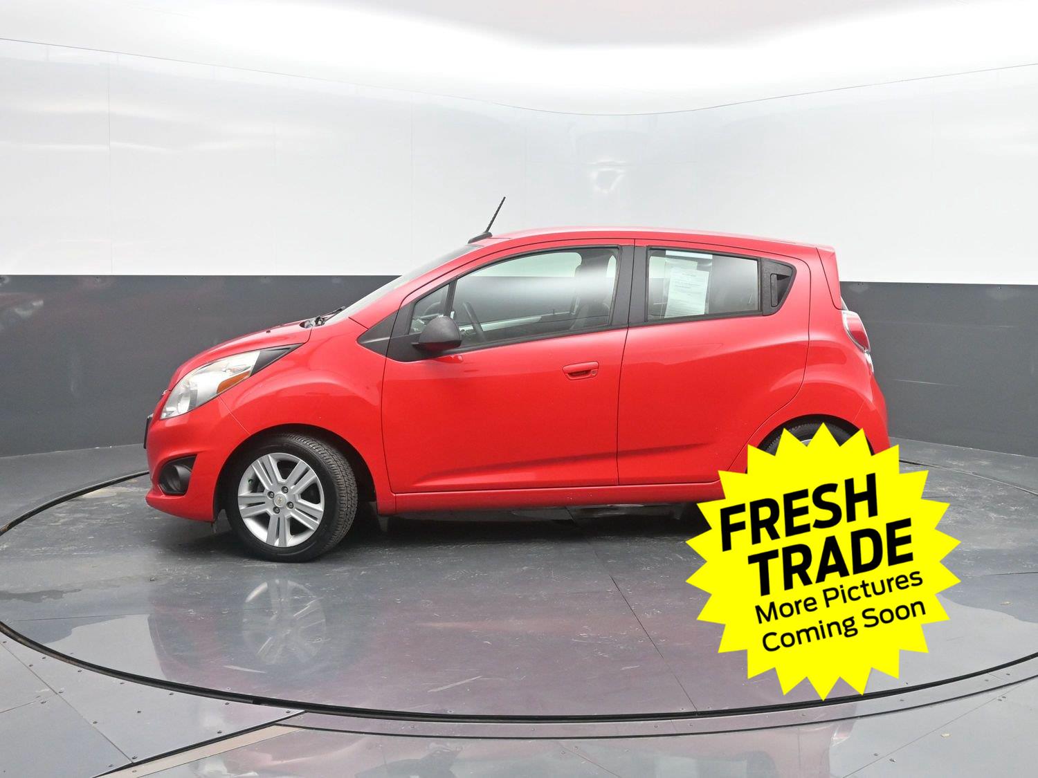 Salsa 2013 Chevrolet Spark Hatchback Front-Wheel Drive 5-Speed Manual