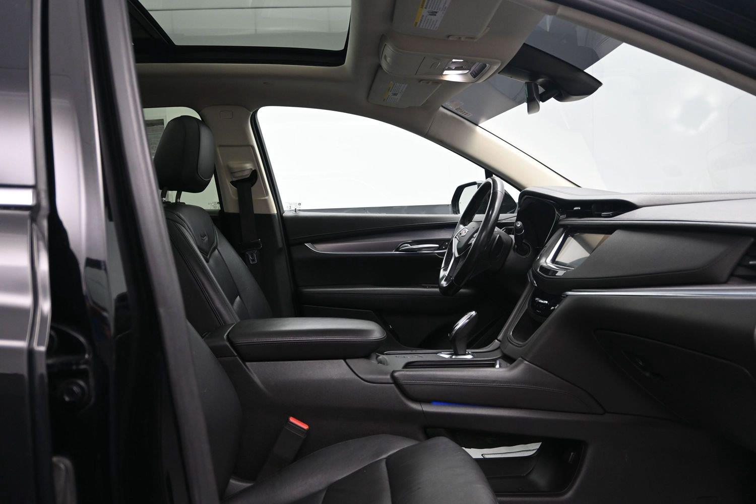 Used 2018 Stellar Black Metallic Cadillac Premium Luxury AWD image 12