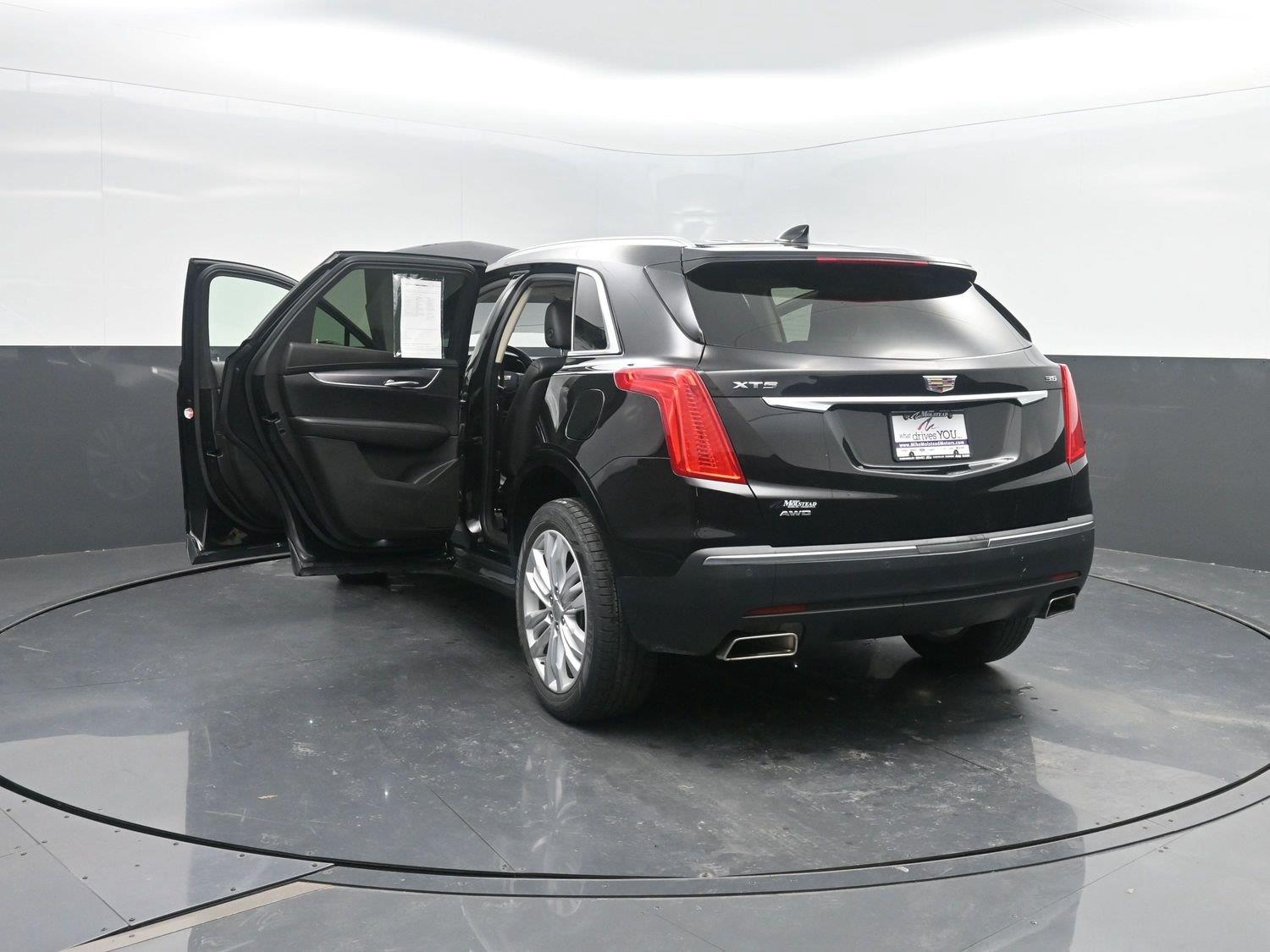 Used 2018 Stellar Black Metallic Cadillac Premium Luxury AWD image 49