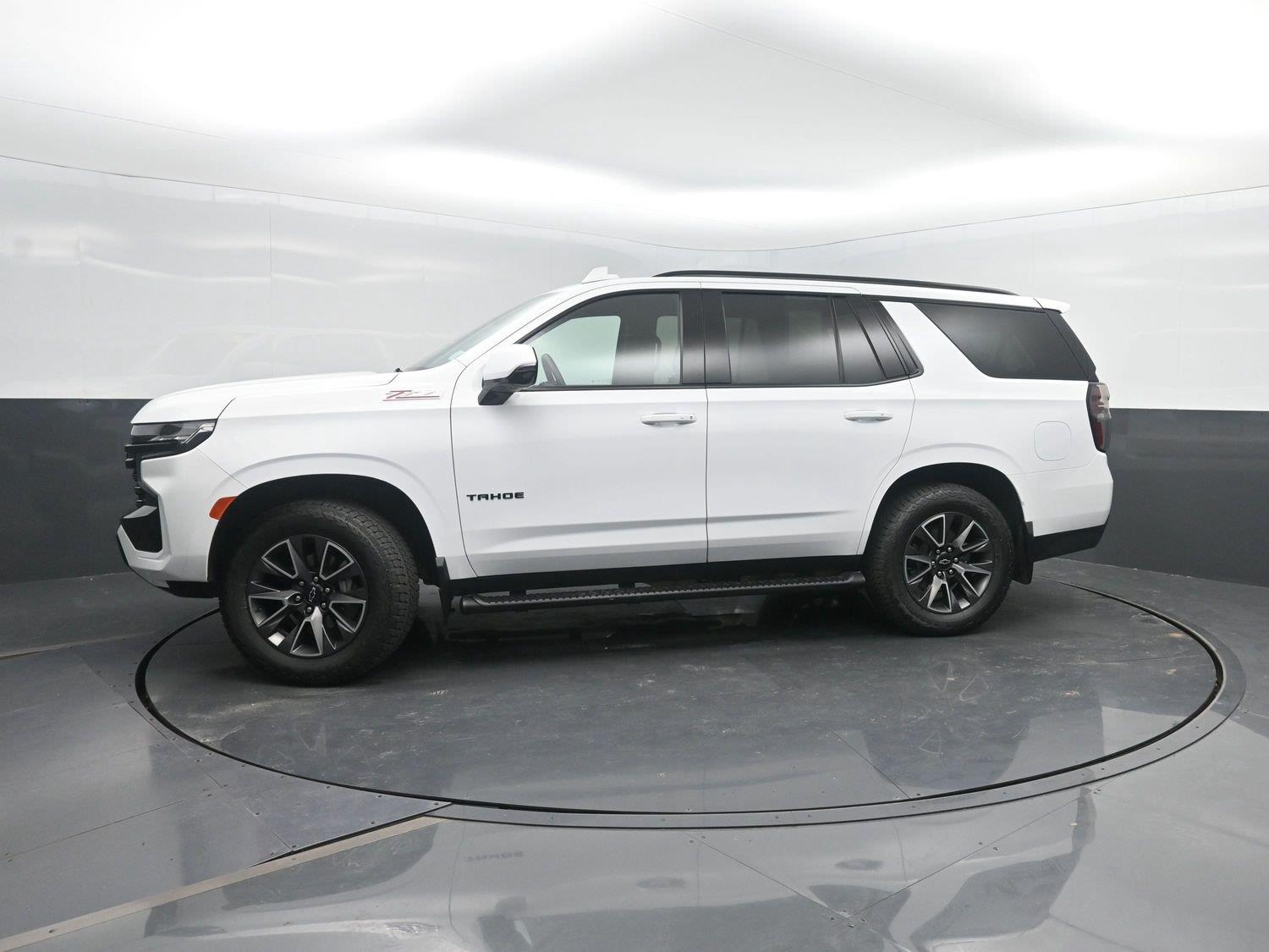 Summit White 2024 Chevrolet Tahoe SUV / Crossover Four-Wheel Drive Automatic