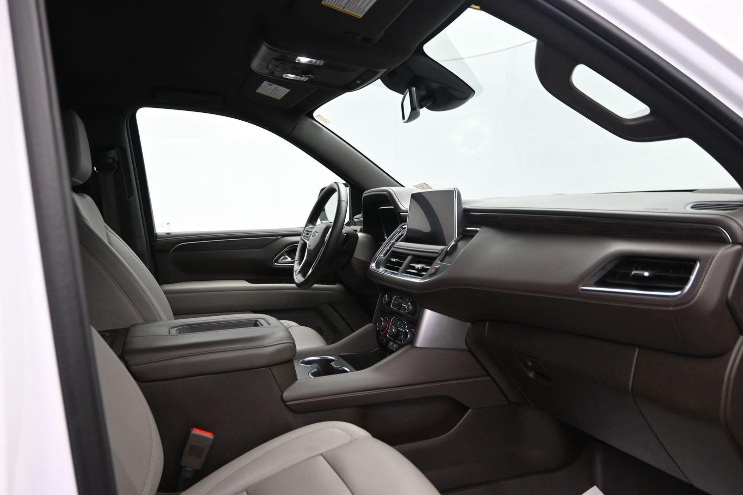 Used 2024 Summit White Chevrolet Z71 image 14