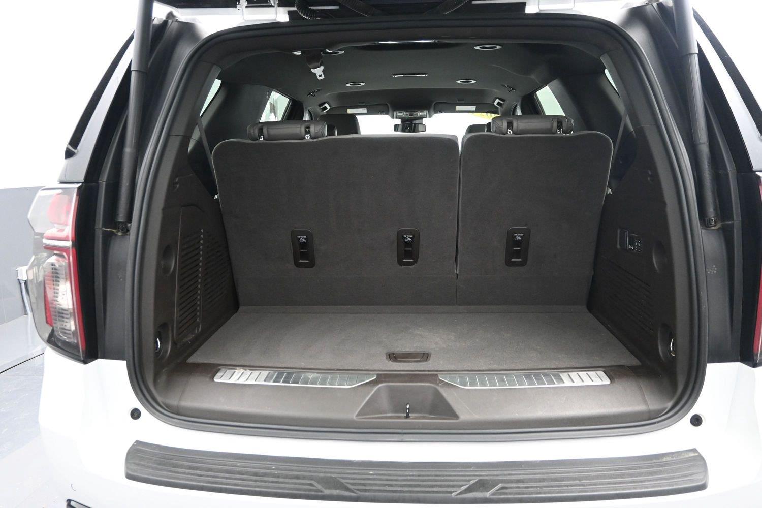 Used 2024 Summit White Chevrolet Z71 image 18