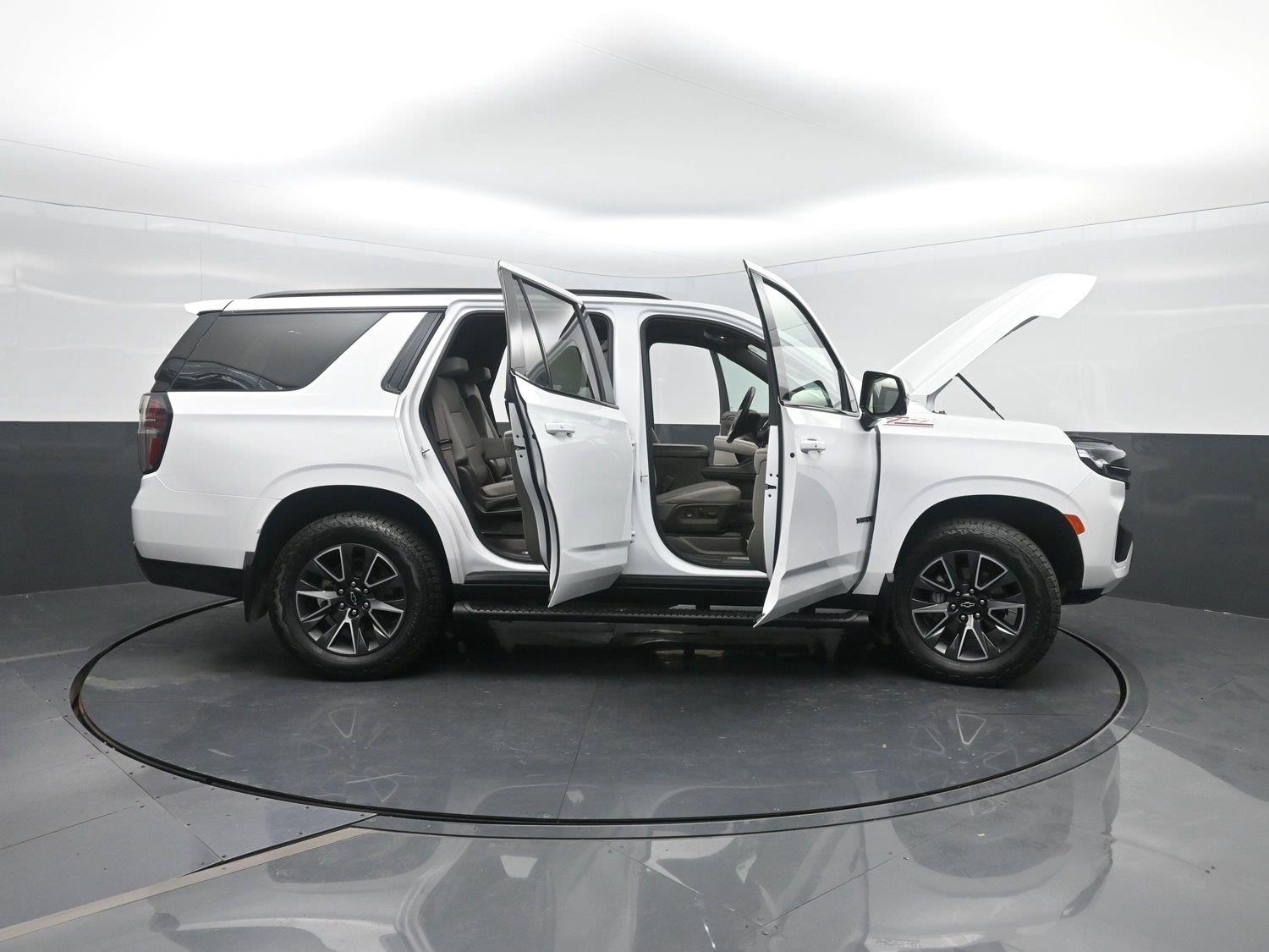 Used 2024 Summit White Chevrolet Z71 image 53
