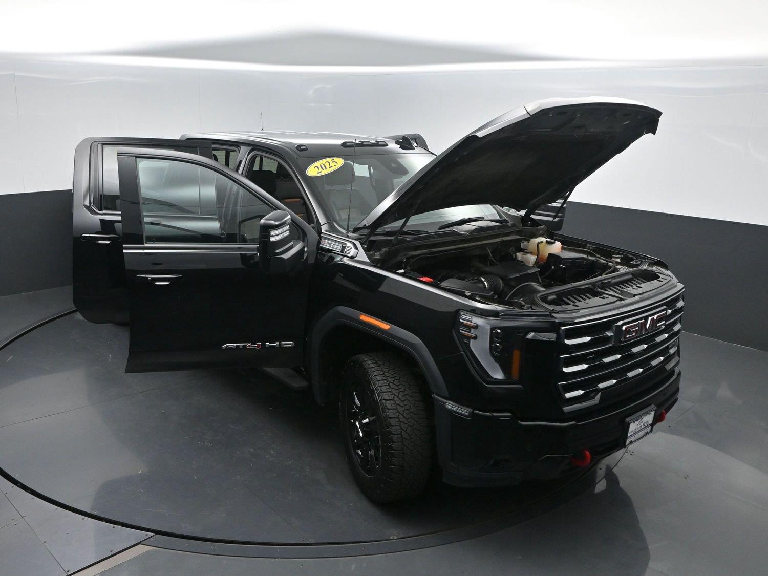Used 2025 Onyx Black GMC AT4 image 51